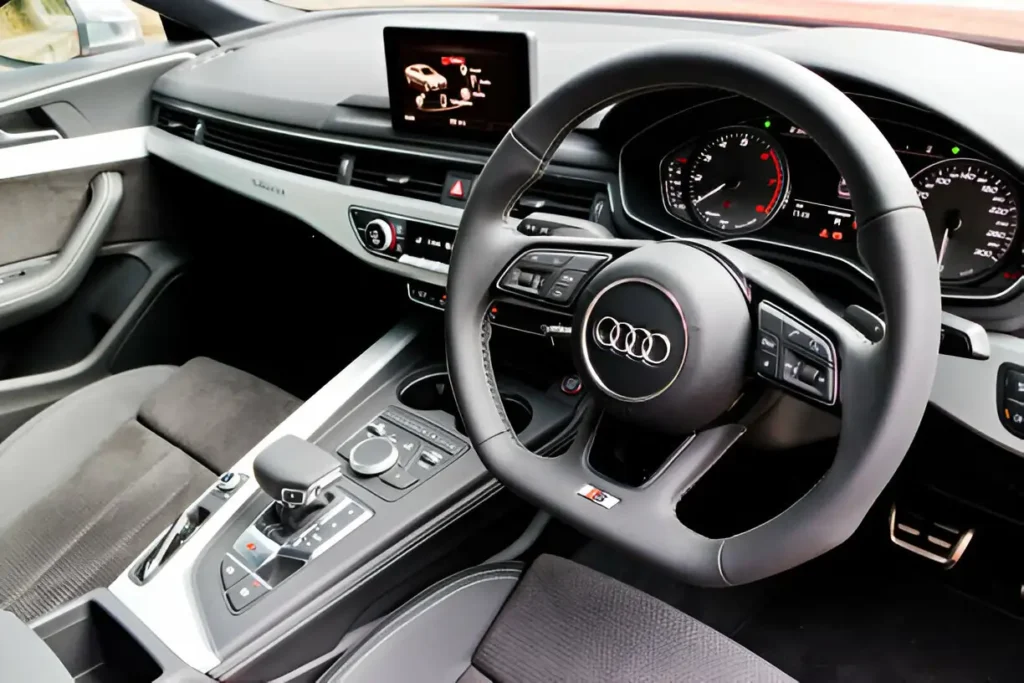 Choosing a steering wheel for an Audi driver. What to consider when making your choice?